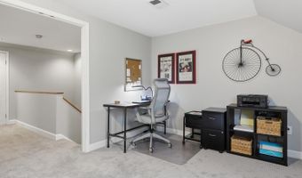 2712 KENWOOD Ave, Alexandria, VA 22302