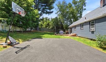80 Barrett Ave, North Providence, RI 02904