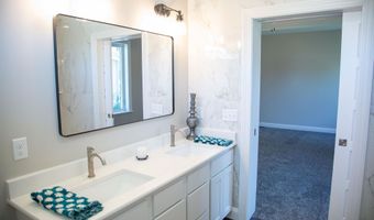 2282 Helle Dr, Asbury, IA 52002