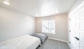 334 Church St, Ammon, ID 83406