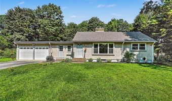 15 Highland Rd, Glocester, RI 02814
