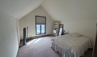 423 N Johnson St, Ada, OH 45810