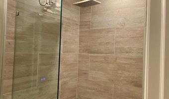 2298 CHAMPLAIN St NW A, Washington, DC 20009