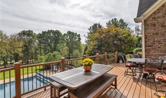 109 Lakeland Dr, Adams Twp., PA 16046