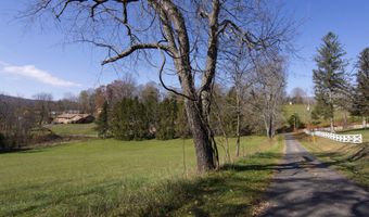 532 Spring St, Alderson, WV 24910