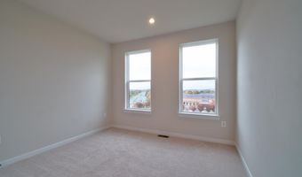 20285 NEWFOUNDLAND Sq, Ashburn, VA 20147