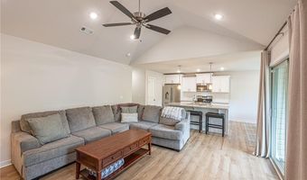 5 Arran Ln, Bella Vista, AR 72715
