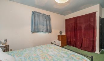 2057 GROVE St, Allentown, PA 18104