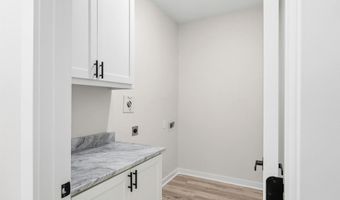 504 Madeleine, Austin, AR 72007