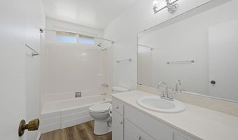 1620 Kenora Dr, Escondido, CA 92027