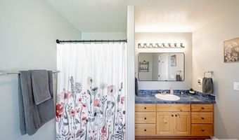 3947 Jordan Cir, Ammon, ID 83406