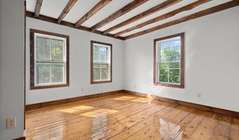 6 Richs Ct, Amesbury, MA 01913