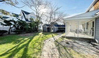 198 40th St, Avalon, NJ 08202