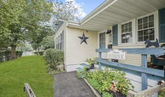 216 Main St, Middletown, NJ 07748