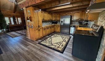 2638 Arpana Cir, Alford, FL 32420