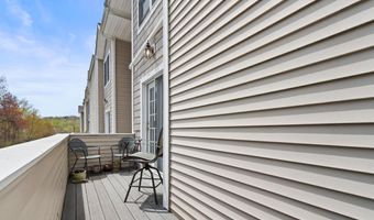 68 Stetson Pl 68, Danbury, CT 06811