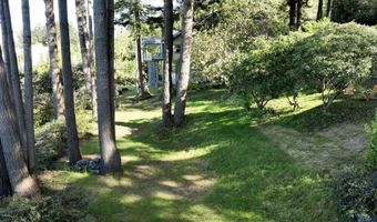 15908 Pelican Bay Dr, Brookings, OR 97415