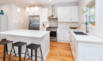 27 Ruslan Dr, Asheville, NC 28806