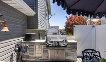 2071 Russell Dr, Elko, NV 89801