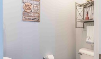 30 S Shore Dr, Barnstead, NH 03225