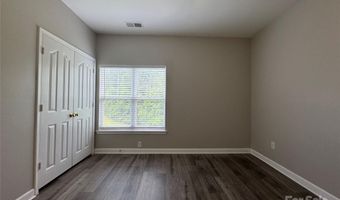 10676 Hill Point Ct, Charlotte, NC 28262