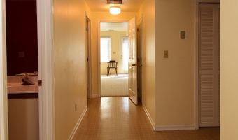 15 Ash Hill Ct, Batesville, IN 47006