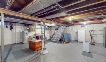 1195 New Milford Rd, Atwater, OH 44201