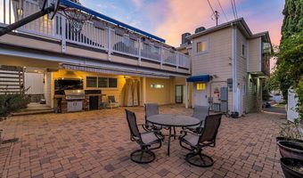 5858 Abernathy Dr, Los Angeles, CA 90045