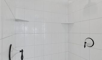 21501 Lake George Blvd, Oak Grove, MN 55303