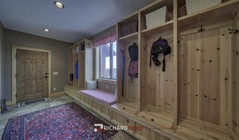 77 Eagle Rock Trl, Clark, WY 82435