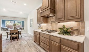214 Shawnee Trl, Alvarado, TX 76009