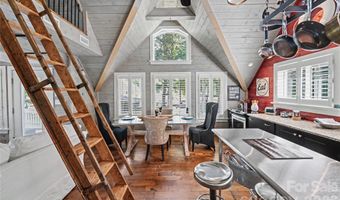 1954 White Rd, Camden, SC 29020