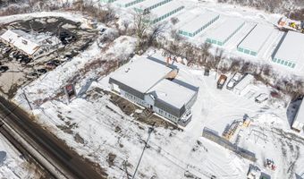 1567 Hammond St, Bangor, ME 04401