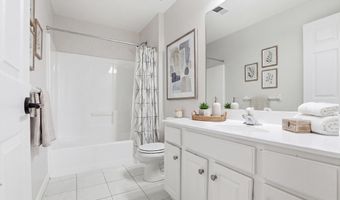 808 Anchor Ave, Beachwood, NJ 08722