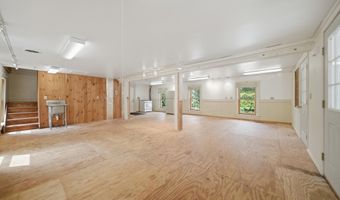 60 Old Deerfield Rd, Candia, NH 03034