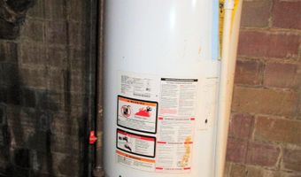 607 Lincoln, Ackley, IA 50601