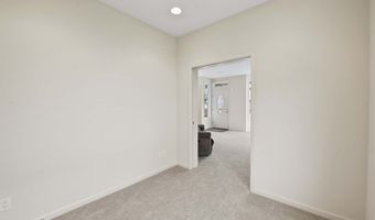 230 Roundhouse Rd, Astoria, OR 97103