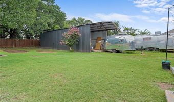 204 Lynch Dr, Alvord, TX 76225