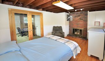 317 Perkins St, Bristol, CT 06010
