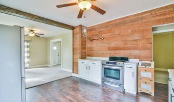 138 SW 100th St, Augusta, KS 67010