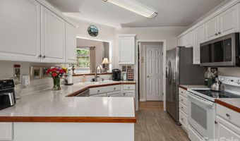 15 Winding Oak Dr, Arden, NC 28704