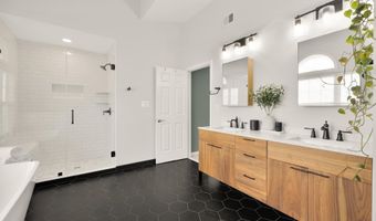 3034 S GLEBE Rd, Arlington, VA 22206