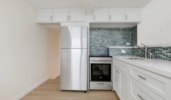 2633 Ocean St, Carlsbad, CA 92008