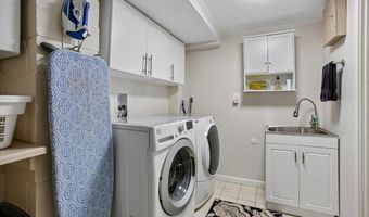 8308 LILLY STONE Dr, Bethesda, MD 20817