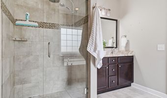 104 Lightwater Ct, Aberdeen, NC 28315