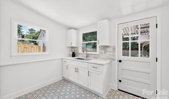 1924 Bentley Pl, Charlotte, NC 28205
