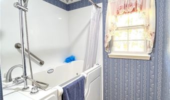 40 Portsmouth Dr, Bella Vista, AR 72714