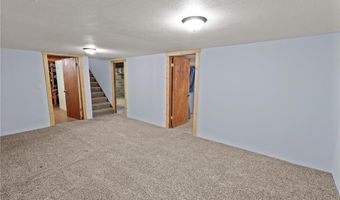 130 Chestnut St E, Annandale, MN 55302