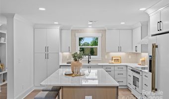 2461 Eaton Rd, Charlotte, NC 28205