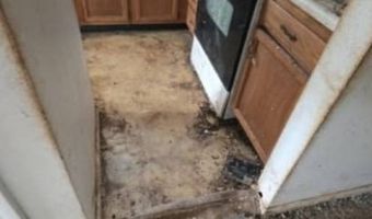 21 Cedar Dr, Barboursville, WV 25504